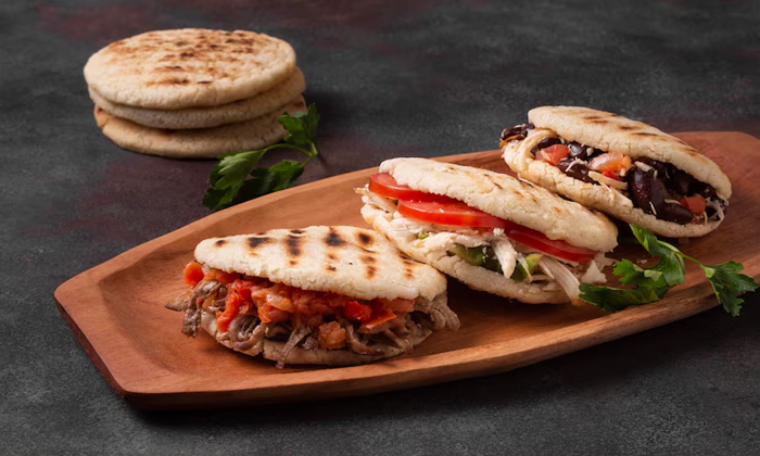kuliner populer venezuela arepas