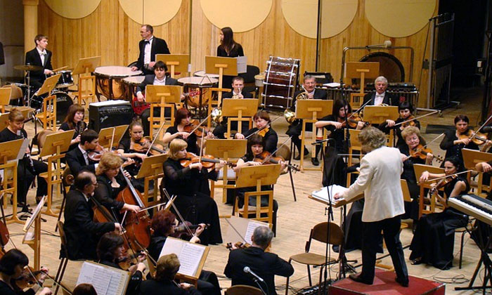 musik orkestra yang ikonik di film hollywood